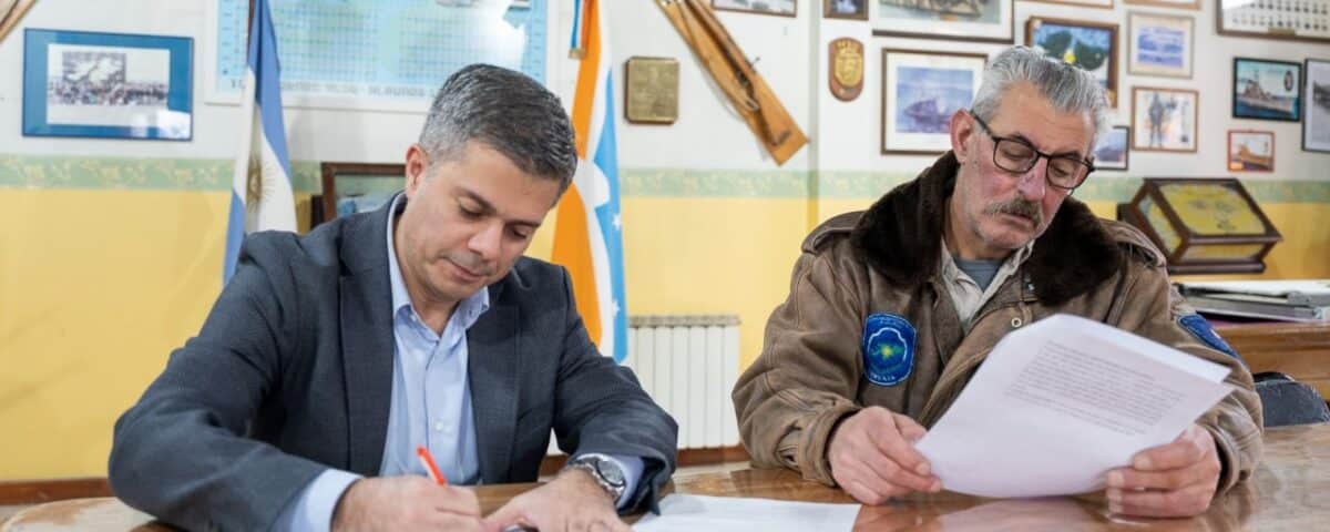 Gobierno firmó convenio para la reubicación del ‘Registro Provincial de Veteranos de Guerra’ en Ushuaia