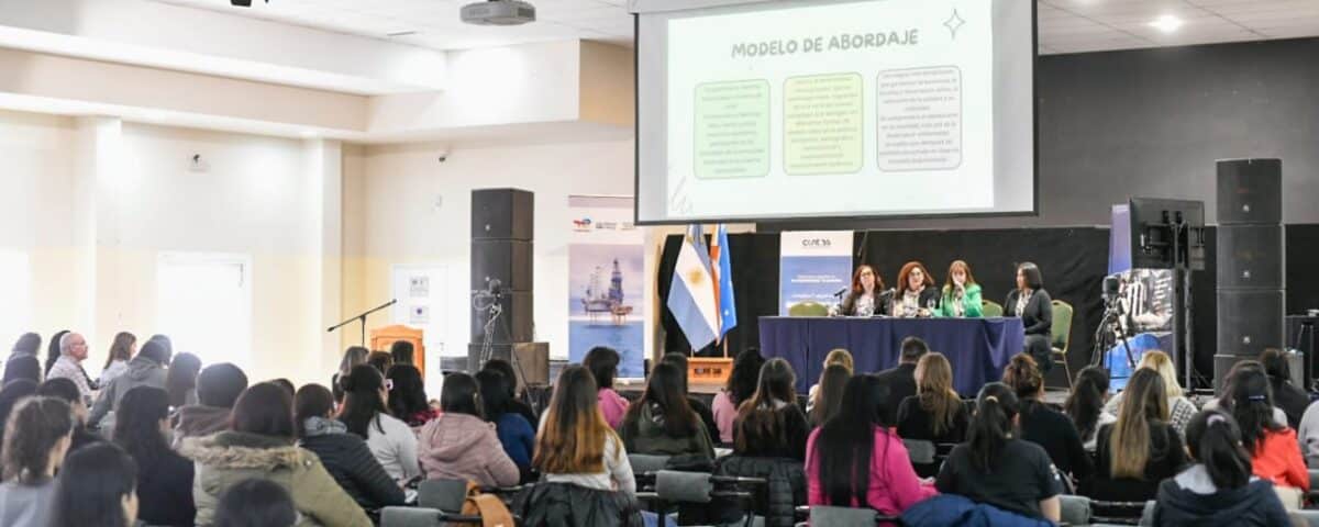 El CENT 35 inició las “Primeras Jornadas Fueguinas de Salud Mental Comunitaria e Inclusión Social”