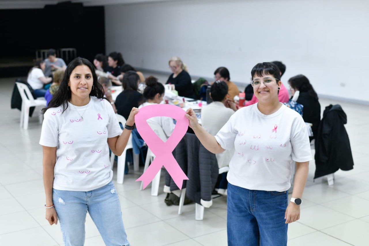 SE LLEVÓ ADELANTE EL ENCUENTRO TEXTIL “PUNTADAS DE ESPERANZA”