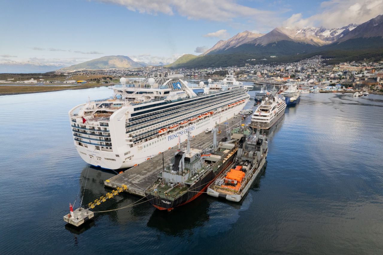 EL GOBIERNO PROVINCIAL BUSCA POTENCIAR EL DESARROLLO DEL TURISMO DE CRUCEROS A NIVEL GLOBAL