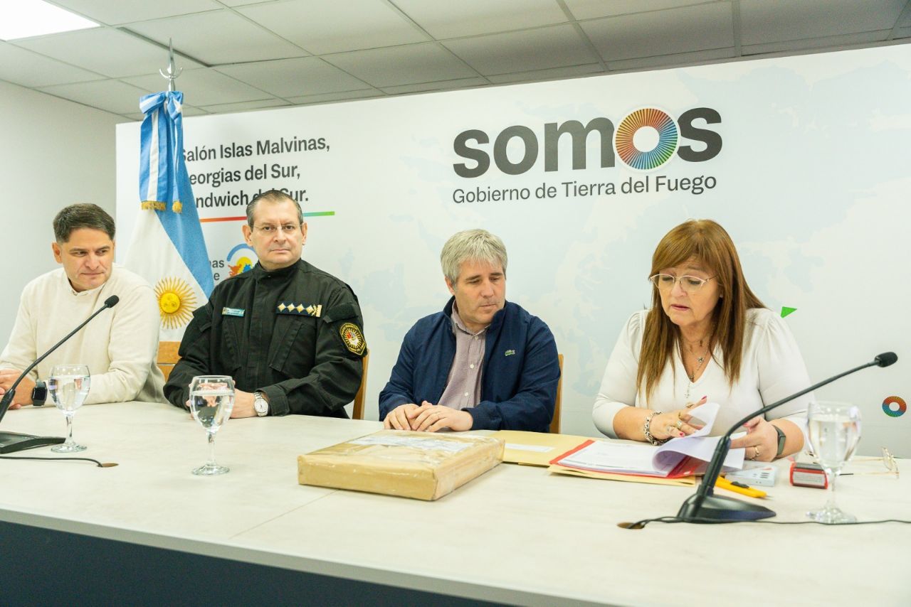 SE ABRIERON LOS SOBRES PARA LA OBRA DE ELECTRIFICACIÓN DEL PREDIO EX MOSCA LOCA EN USHUAIA