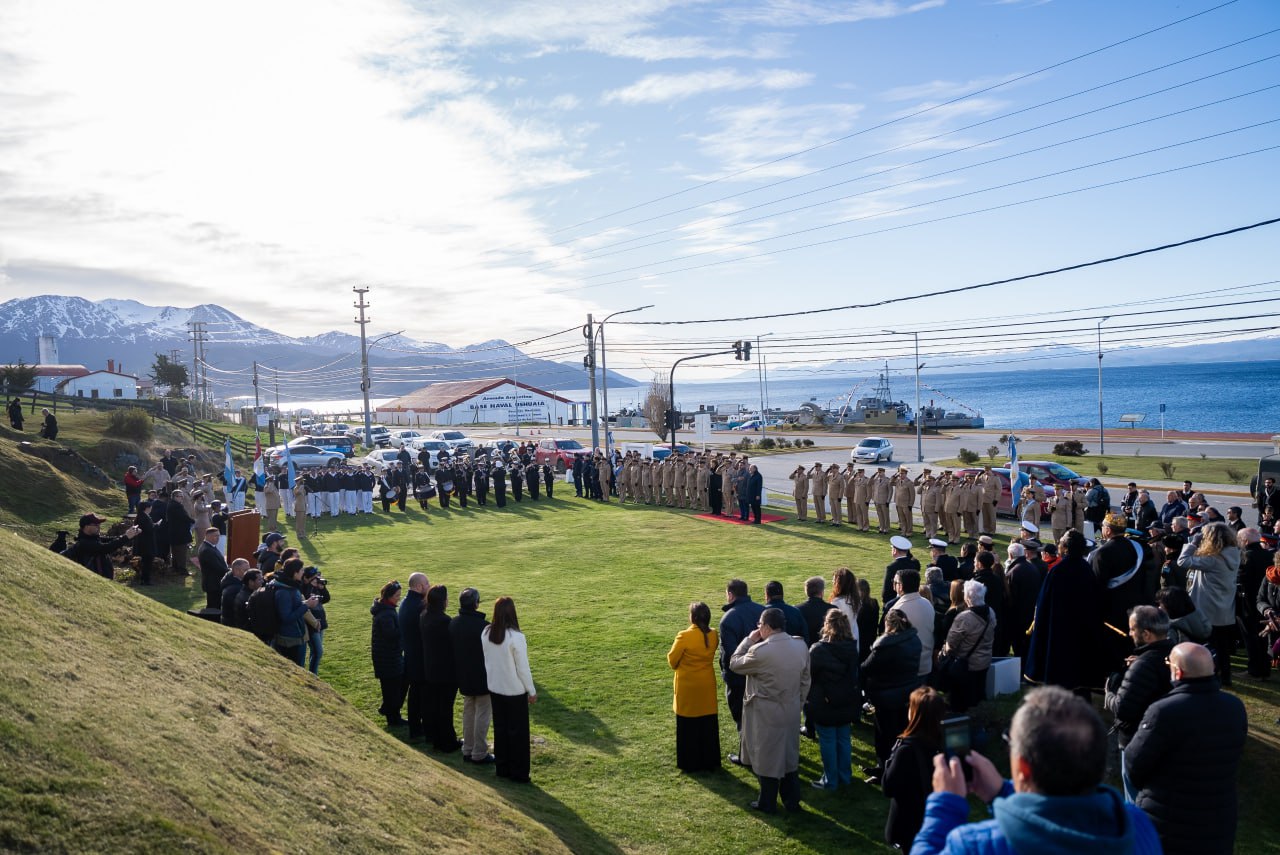 EL GOBIERNO PROVINCIAL ACOMPAÑÓ LAS CELEBRACIONES POR EL 141° ANIVERSARIO DE LA CIUDAD DE USHUAIA